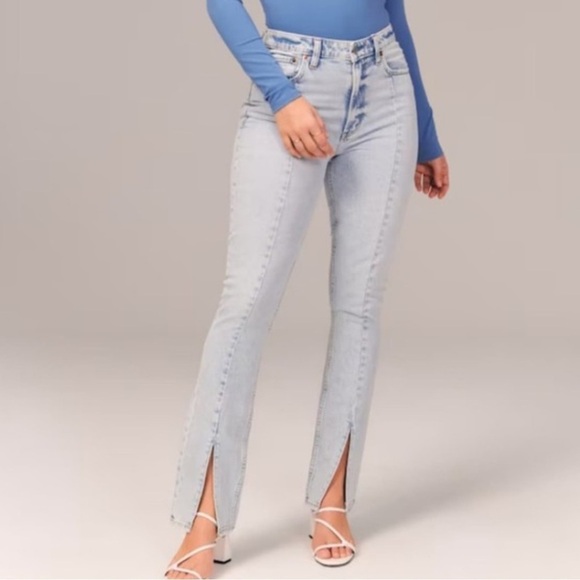 Abercrombie & Fitch Curve Love High Rise Skinny Jean with Vent Hem - Picture 1 of 7